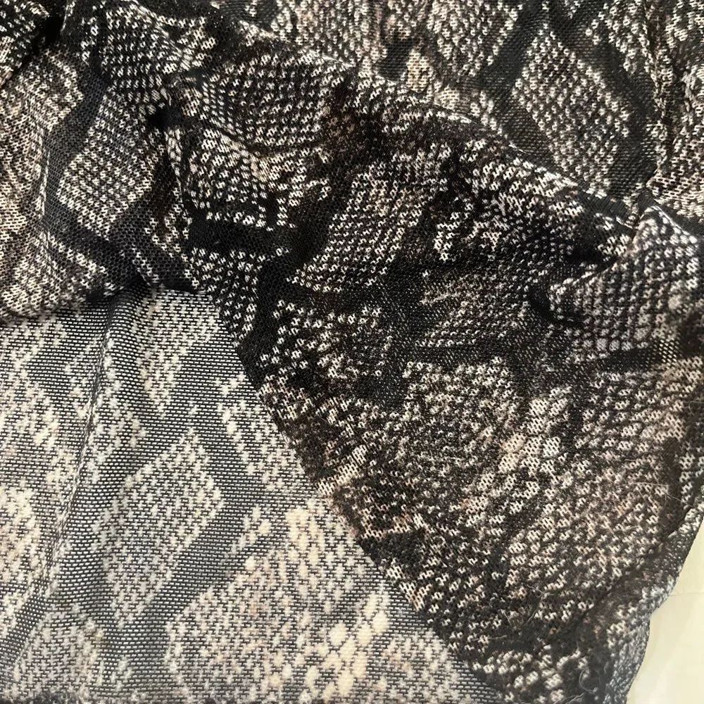 Wild Fable Snakeskin Mesh Top - Picture 2 of 8